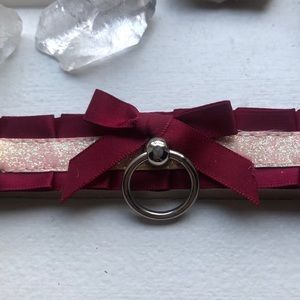 Kitten Sightings Burgundy & Ivory Collar